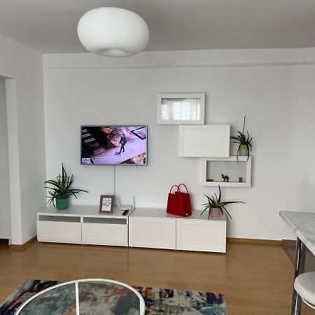 Alma Apartments Suceava Exteriör bild