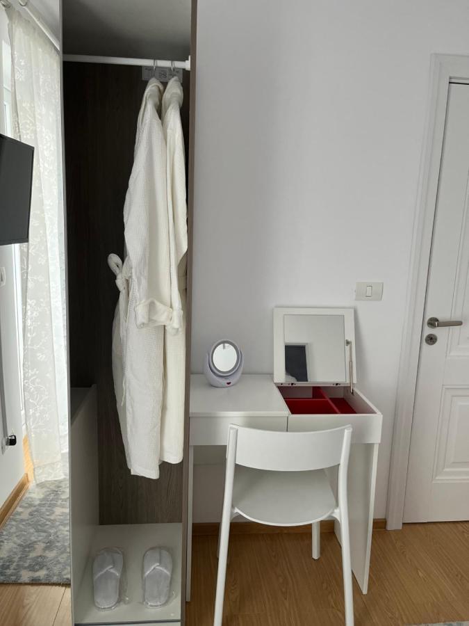Alma Apartments Suceava Exteriör bild